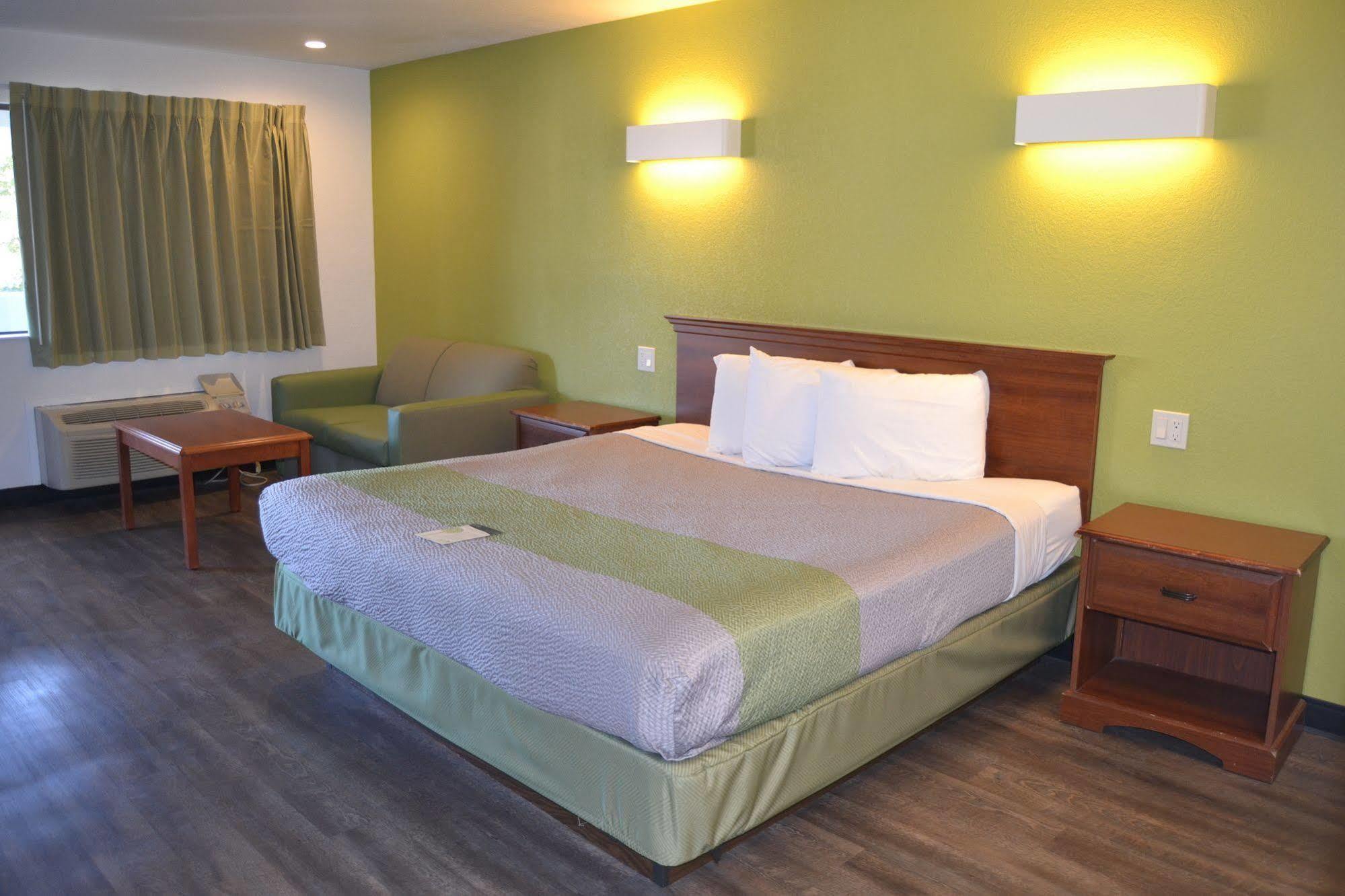 Motel 6 Oakdale, Ca Εξωτερικό φωτογραφία