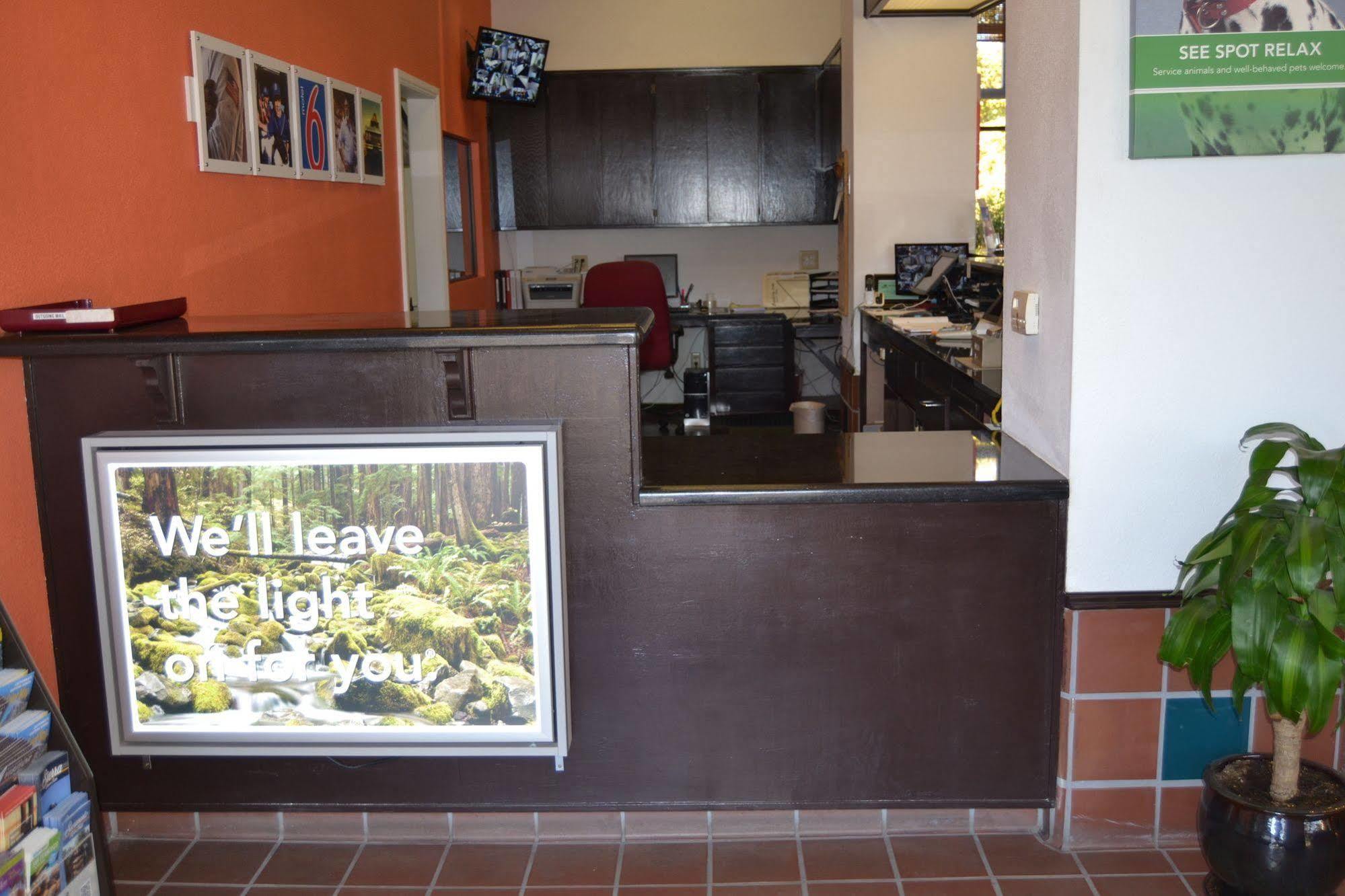 Motel 6 Oakdale, Ca Εξωτερικό φωτογραφία